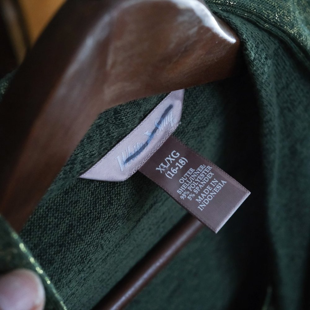 sweater - Picture 2 of 7